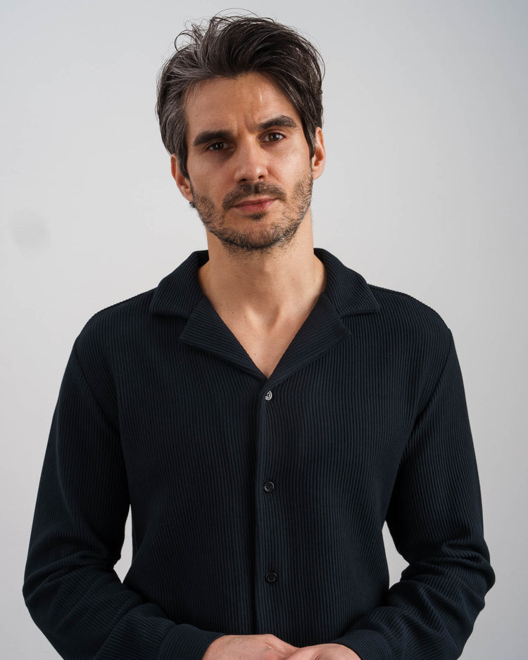 Plissee Shirt (black)