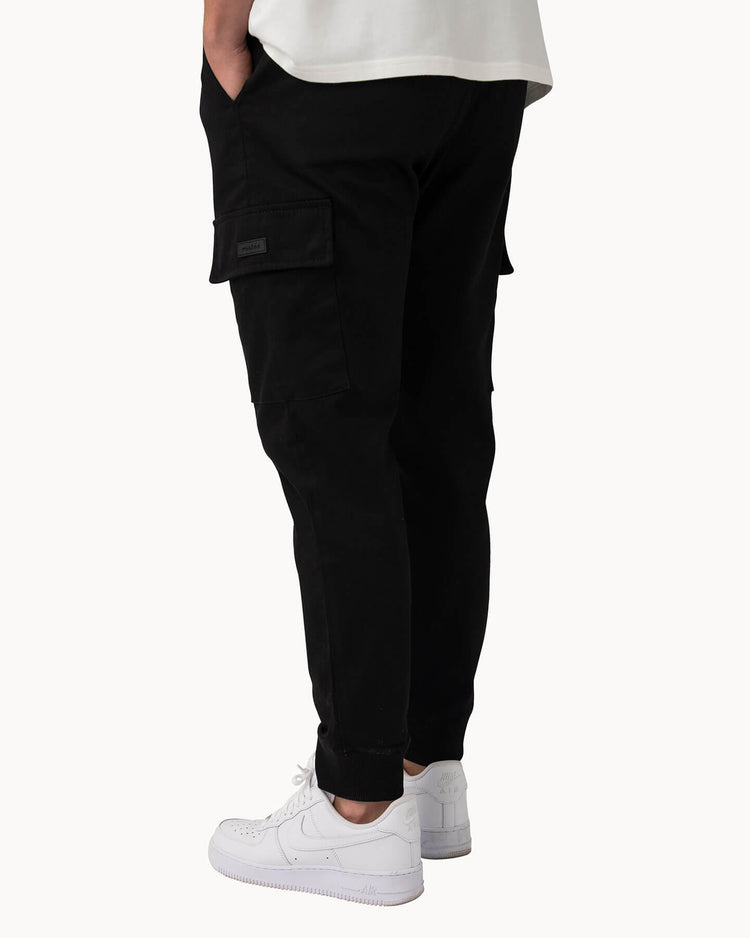 Essential Cargo Pants (black)