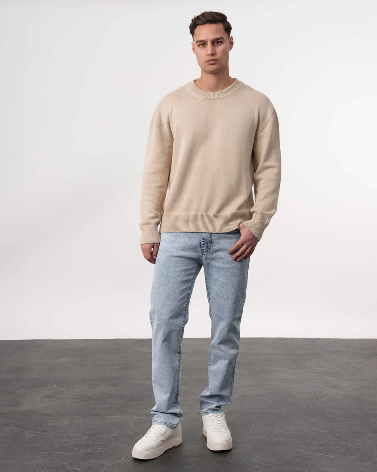 Essential Regular Fit Jeans (light blue)