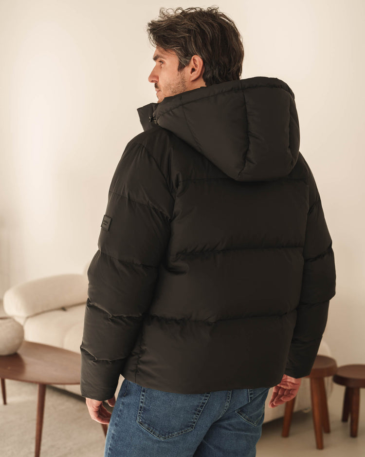 Down Puffer Jacket (Black)