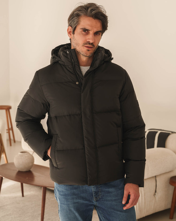 Down Puffer Jacket (Black)