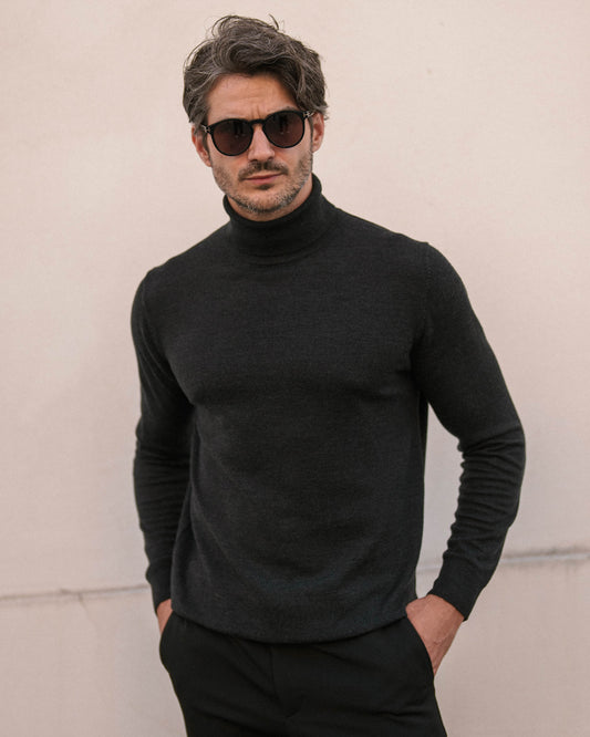 Merino Turtleneck (Dark grey)