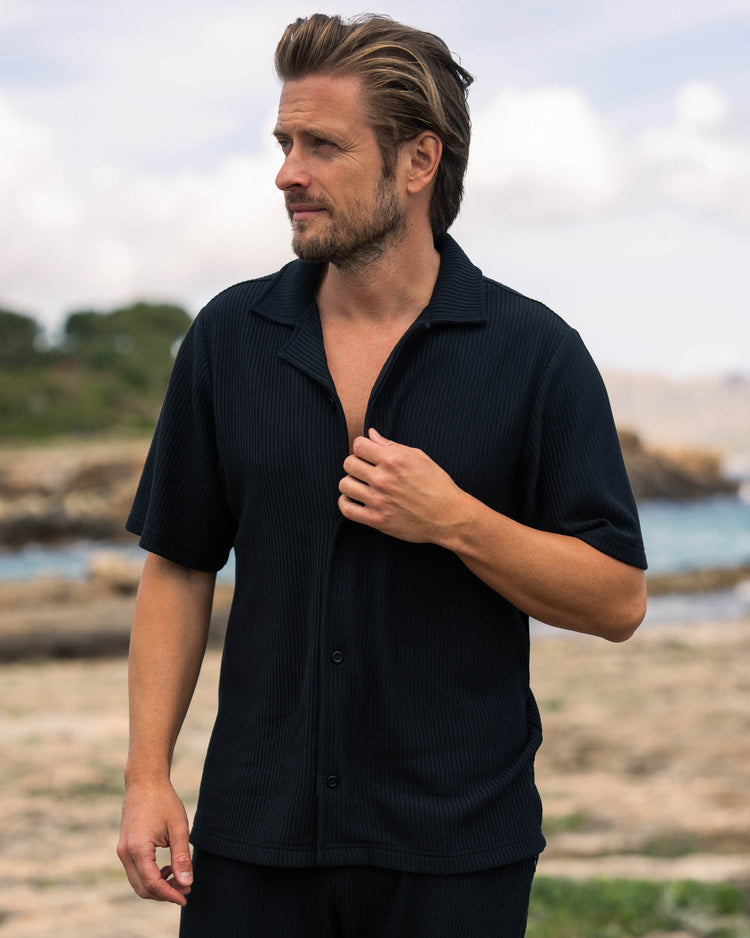 Plissee Set Short Sleeve Shirt + Pants (Black)