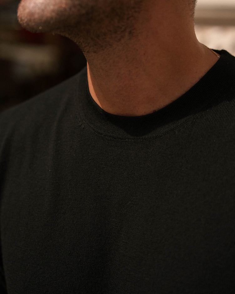 Merino Crewneck (Black)
