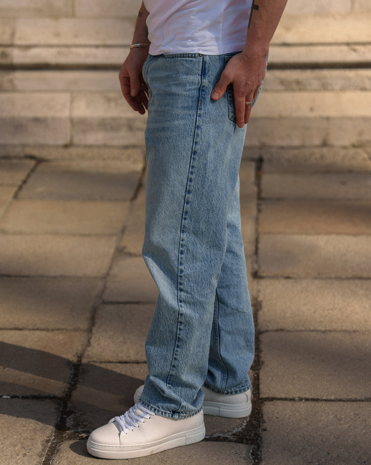 Essential Relaxed Fit Jeans (Light Blue)