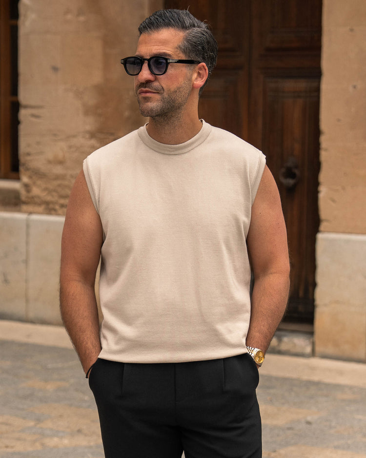 Sleeveless Knit Shirt (Taupe)
