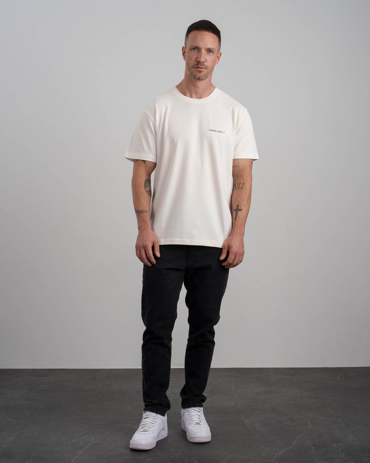 Minimalistic Art T-Shirt (Off-white)