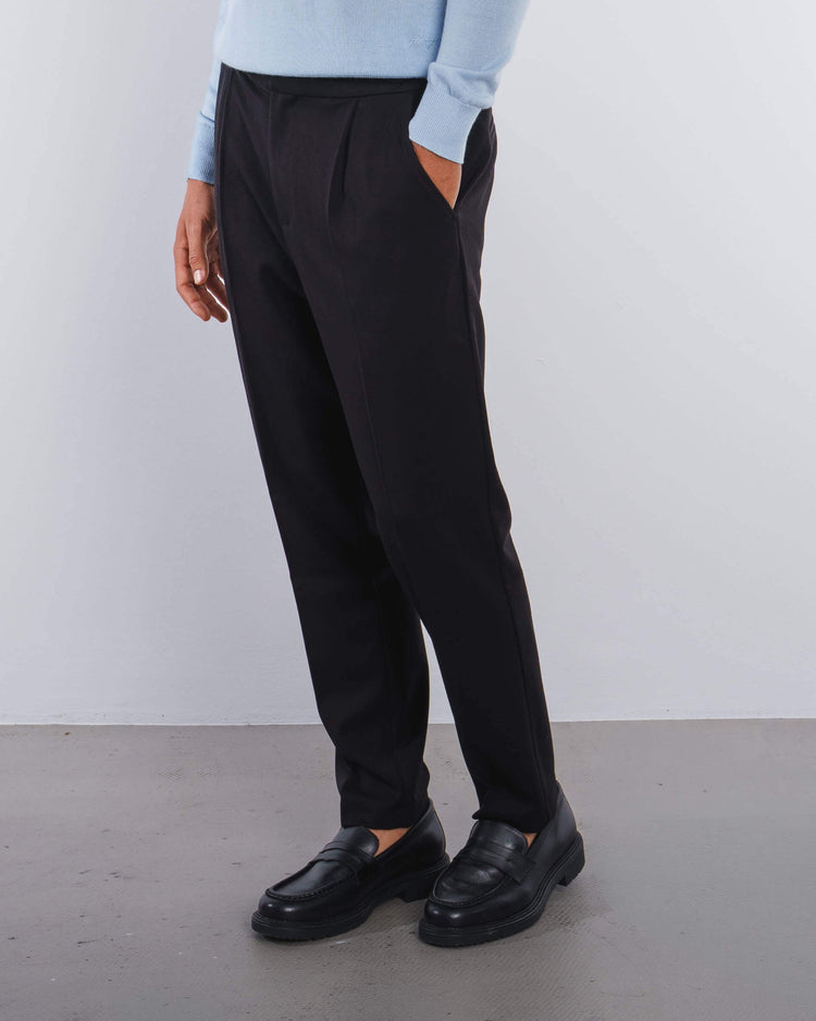 Buckle Suit Pants Tapered Fit (Black)