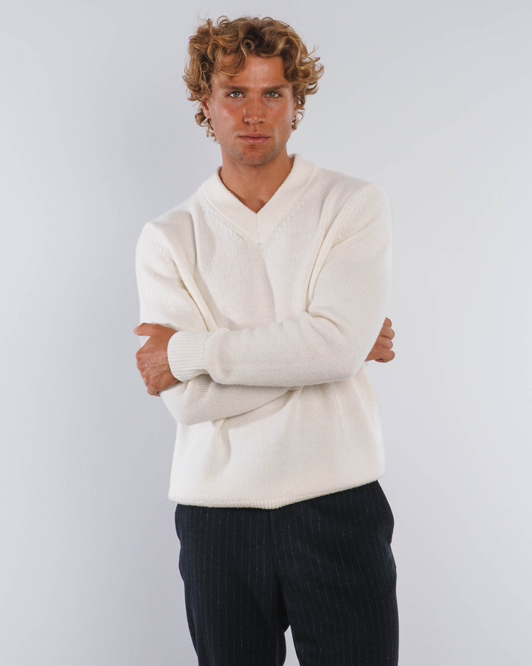 Wool Knit V-Neck (Off-white)
