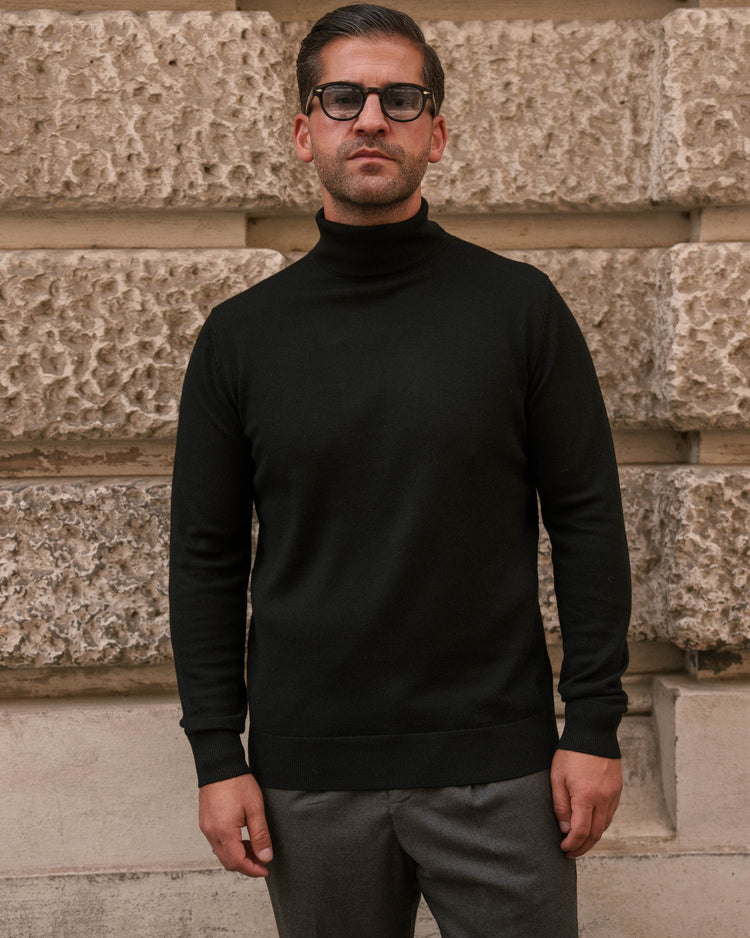Merino Turtleneck (Black)