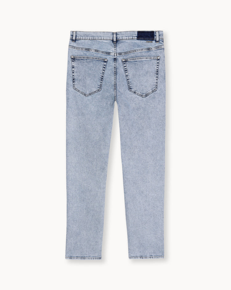 Essential Regular Fit Jeans (light blue)