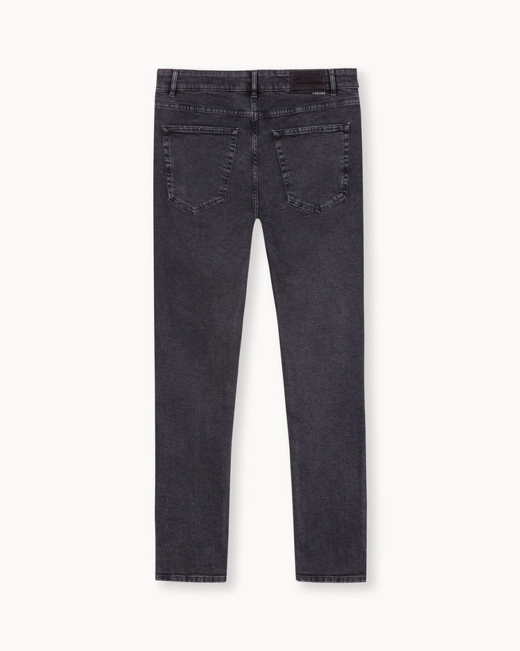 Essential Slim Fit Jeans (washed black)